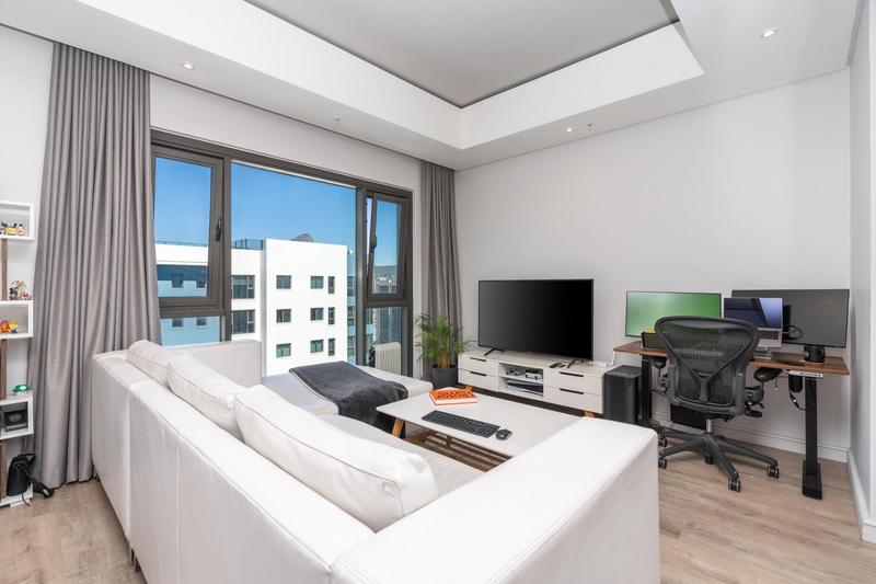 1 Bedroom Property for Sale in Foreshore Western Cape